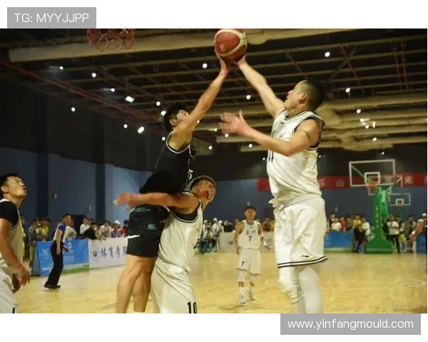 成都篮球队的转型之路：从传统强队到现代竞技新标杆的蜕变与挑战